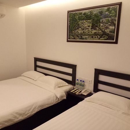 Hotel Sri Bernam Сабак Бернам Экстерьер фото