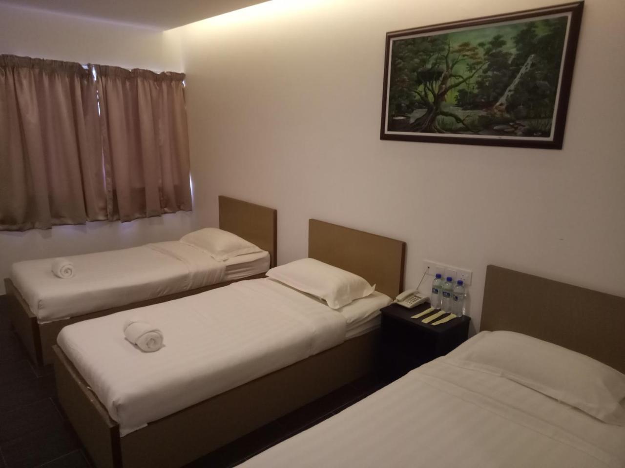 Hotel Sri Bernam Сабак Бернам Экстерьер фото