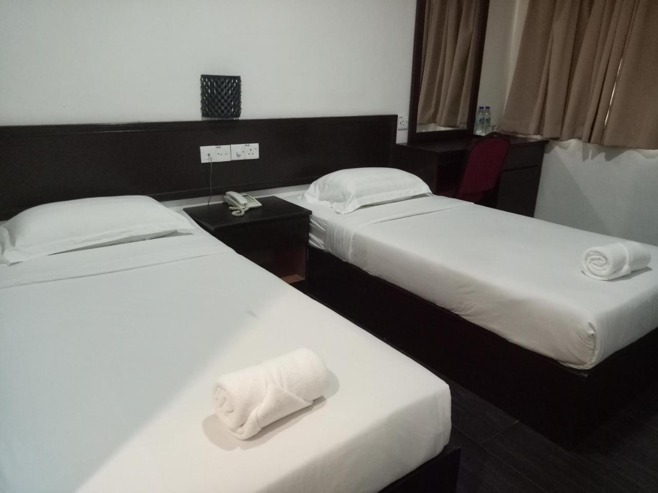 Hotel Sri Bernam Сабак Бернам Экстерьер фото