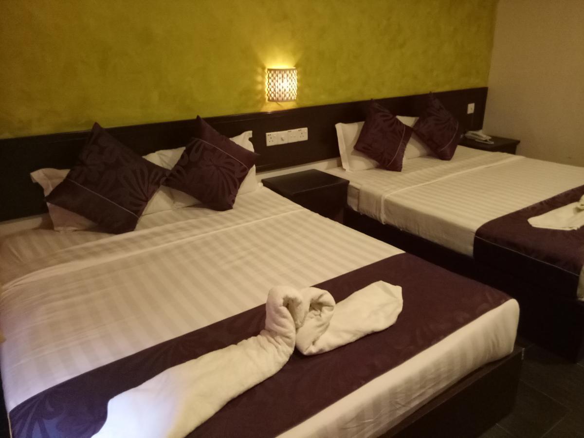 Hotel Sri Bernam Сабак Бернам Экстерьер фото